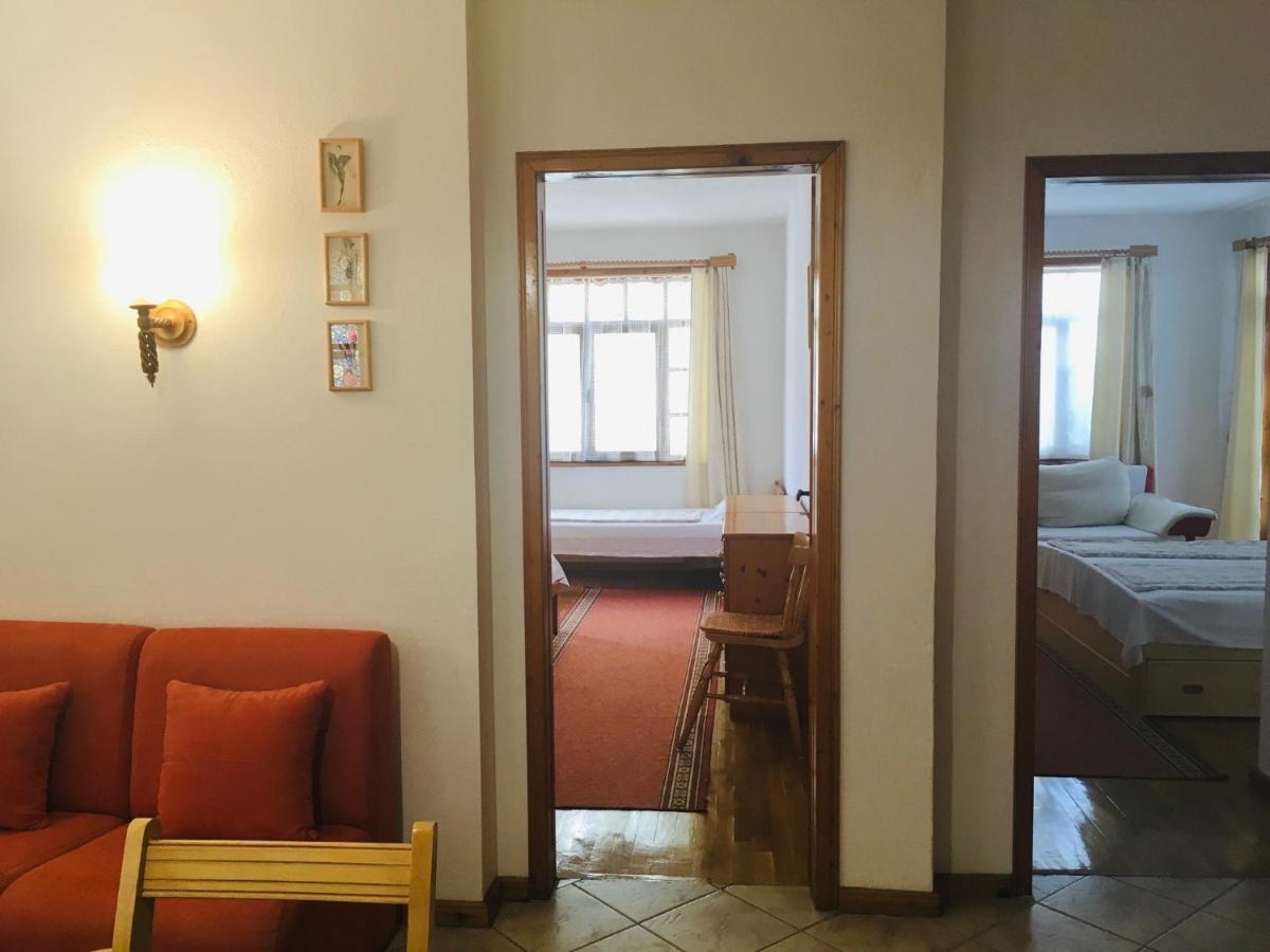 Guest House Barbov 奥布佐尔 外观 照片